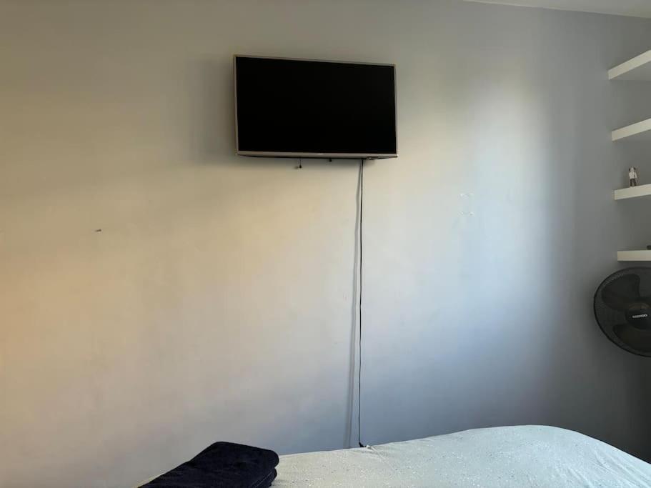 Appartement Confort Avec Balcon - Champigny Exteriör bild